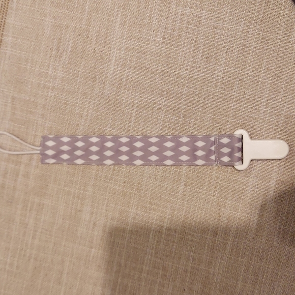 babygoal Other - NWT Babygoal pacifier holder